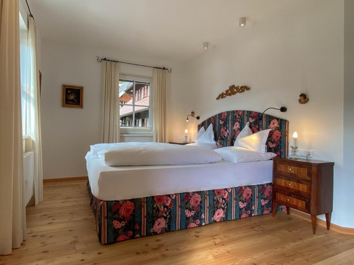 Seehotel Enzian Weissensee Extérieur photo
