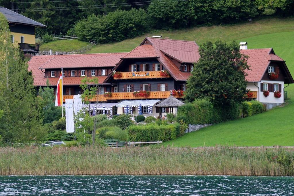 Seehotel Enzian Weissensee Extérieur photo